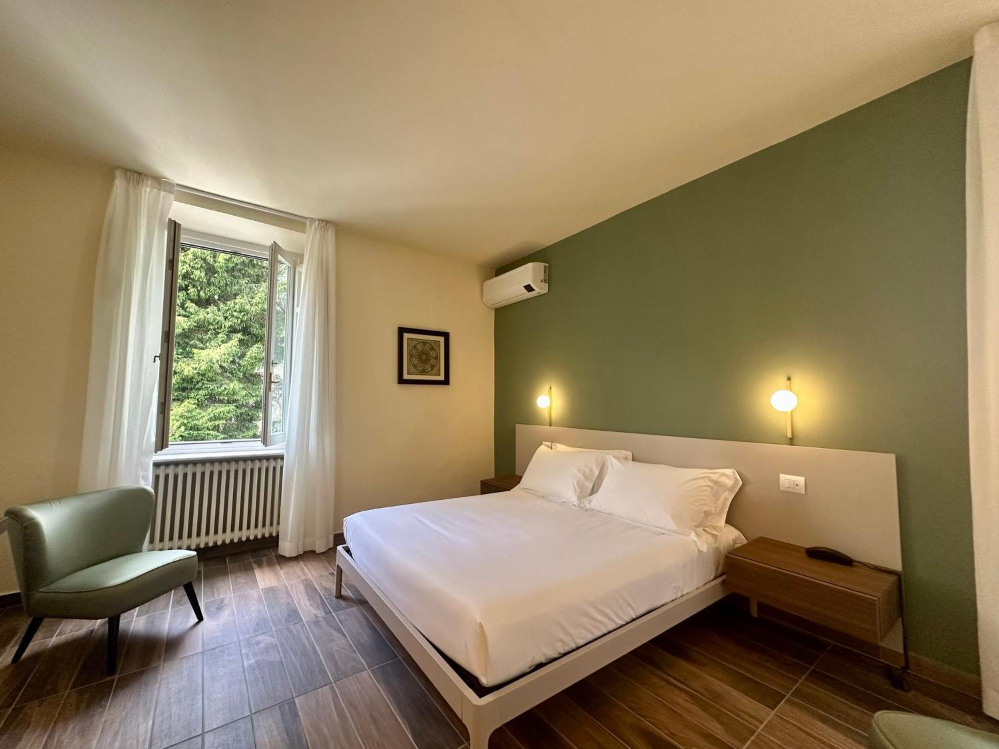 La Ninfa Hotel 巴尼－迪卢卡 外观 照片