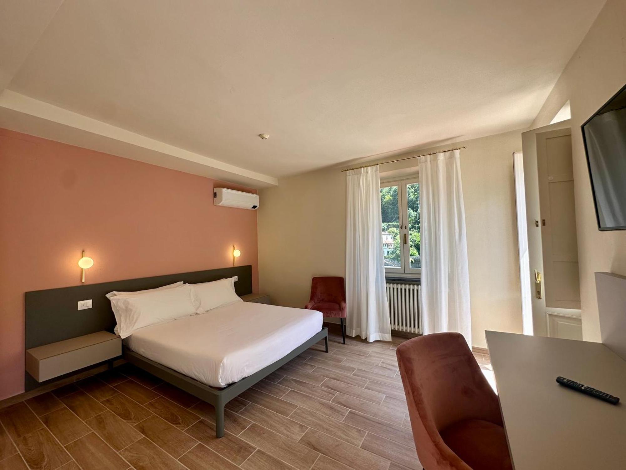 La Ninfa Hotel 巴尼－迪卢卡 外观 照片
